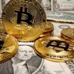 Bitcoin vượt mặt USD